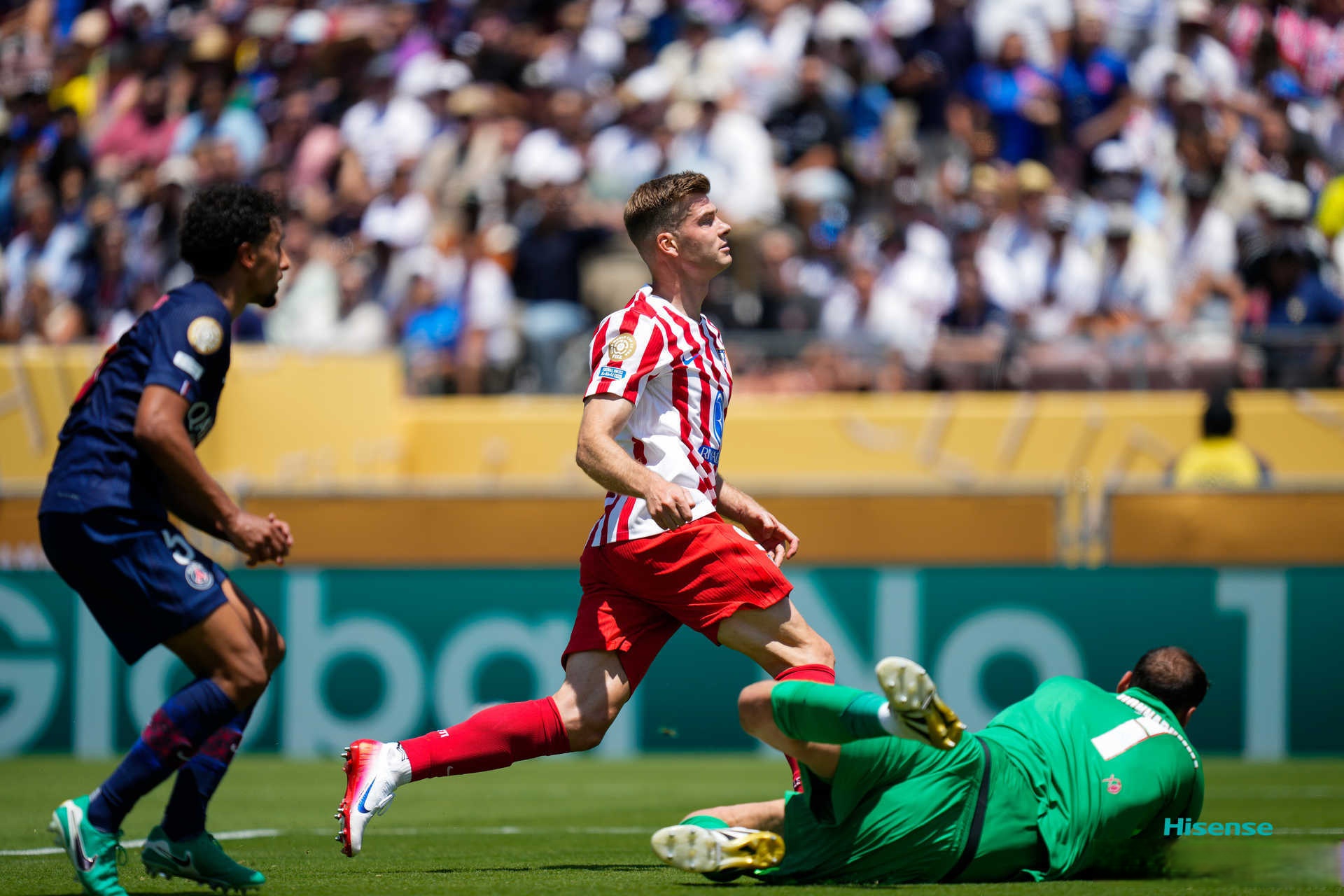 开云APP-欧冠赛程吃紧，俄克拉荷马雷霆今夜战术微调，信心回归，细节决定成败的简单介绍-开云APP