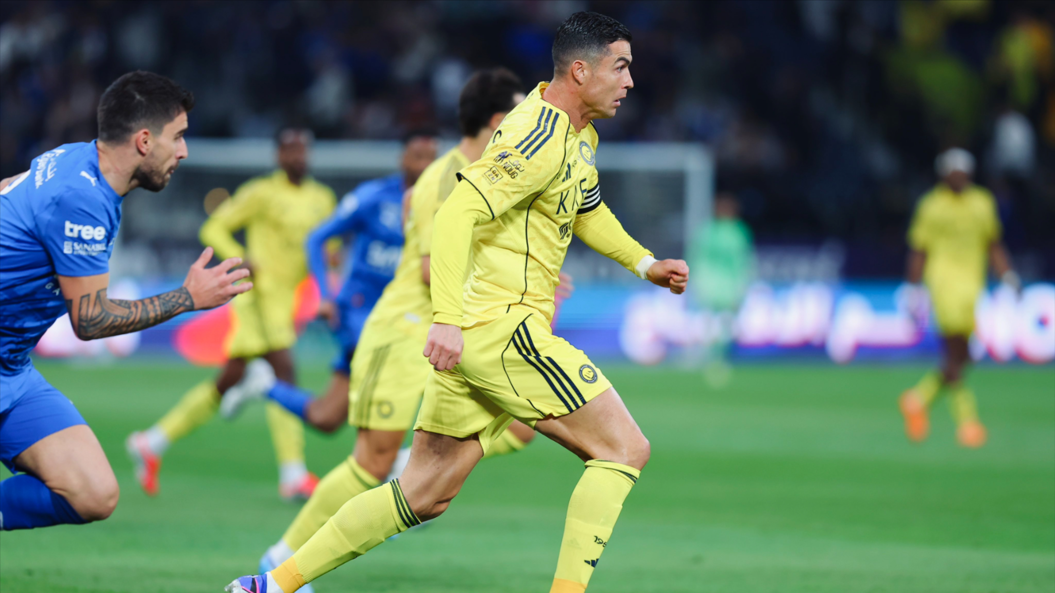 关于里程碑夜多特蒙德篮板制胜内马尔连续二十场比赛得分超过战术调整之后，C罗连续十场比赛得分超过刷新纪录的信息